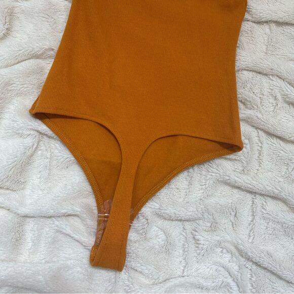 NWT Intimately Free People ribbed bodysuit mustard yellow XS BRAND NEW - Picture 5 of 7